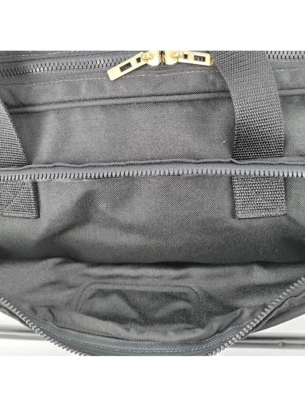 Andiamo understated structured